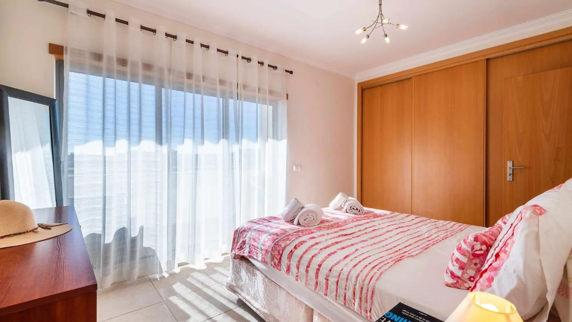 Balaia Residense Penthouse 2 Bedroom Apartment With Pool Albufeira Portugal