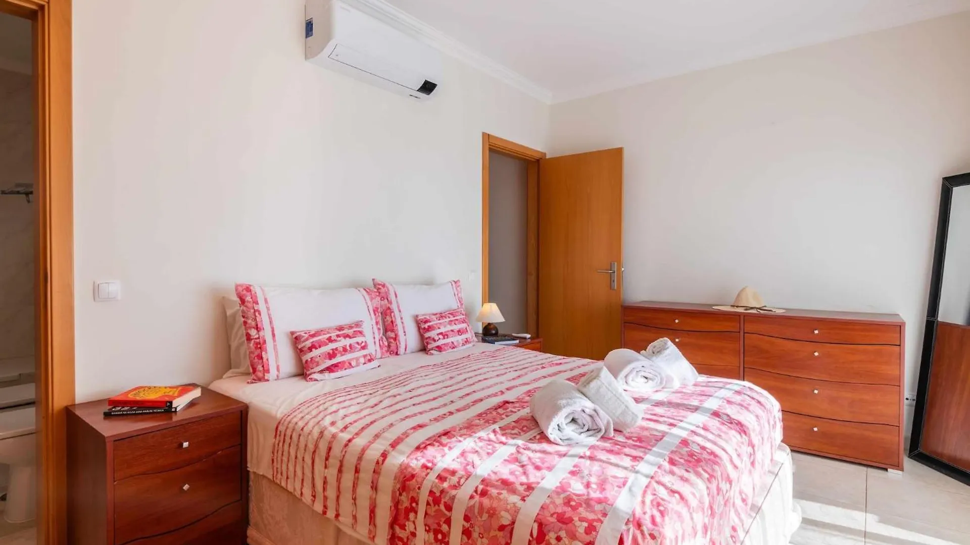 Balaia Residense Penthouse 2 Bedroom Apartment With Pool Albufeira