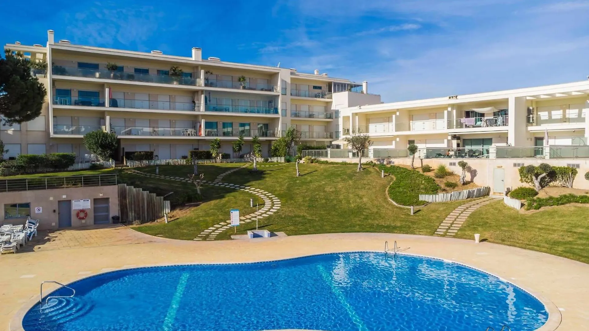 Balaia Residense Penthouse 2 Bedroom Apartment With Pool Albufeira 0*,