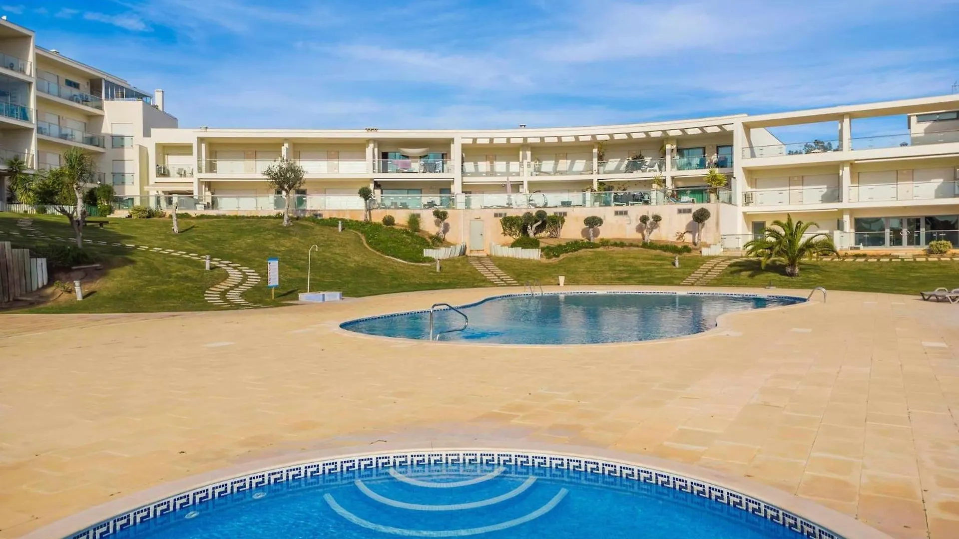 Balaia Residense Penthouse 2 Bedroom Apartment With Pool Albufeira