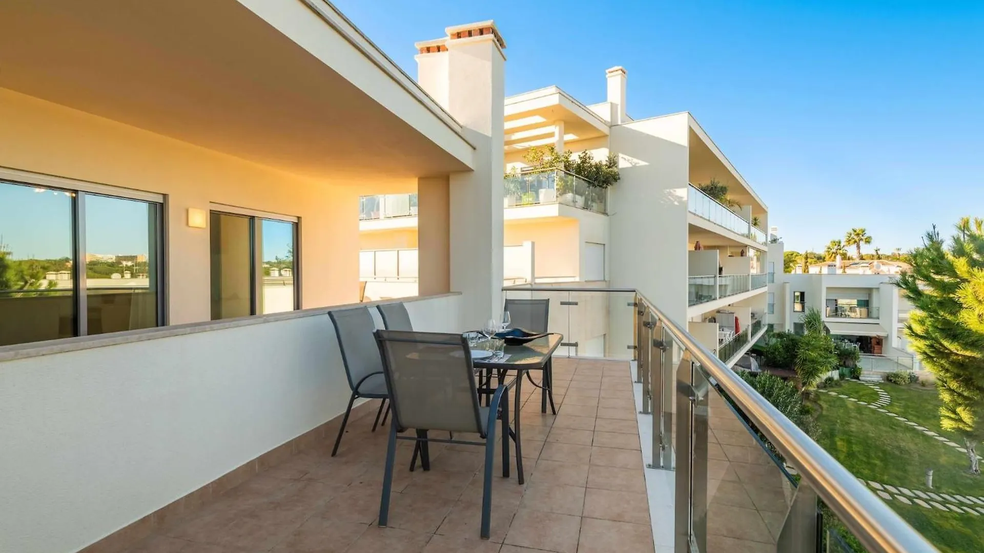 Balaia Residense Penthouse 2 Bedroom Apartment With Pool Albufeira 0*,  Portugal
