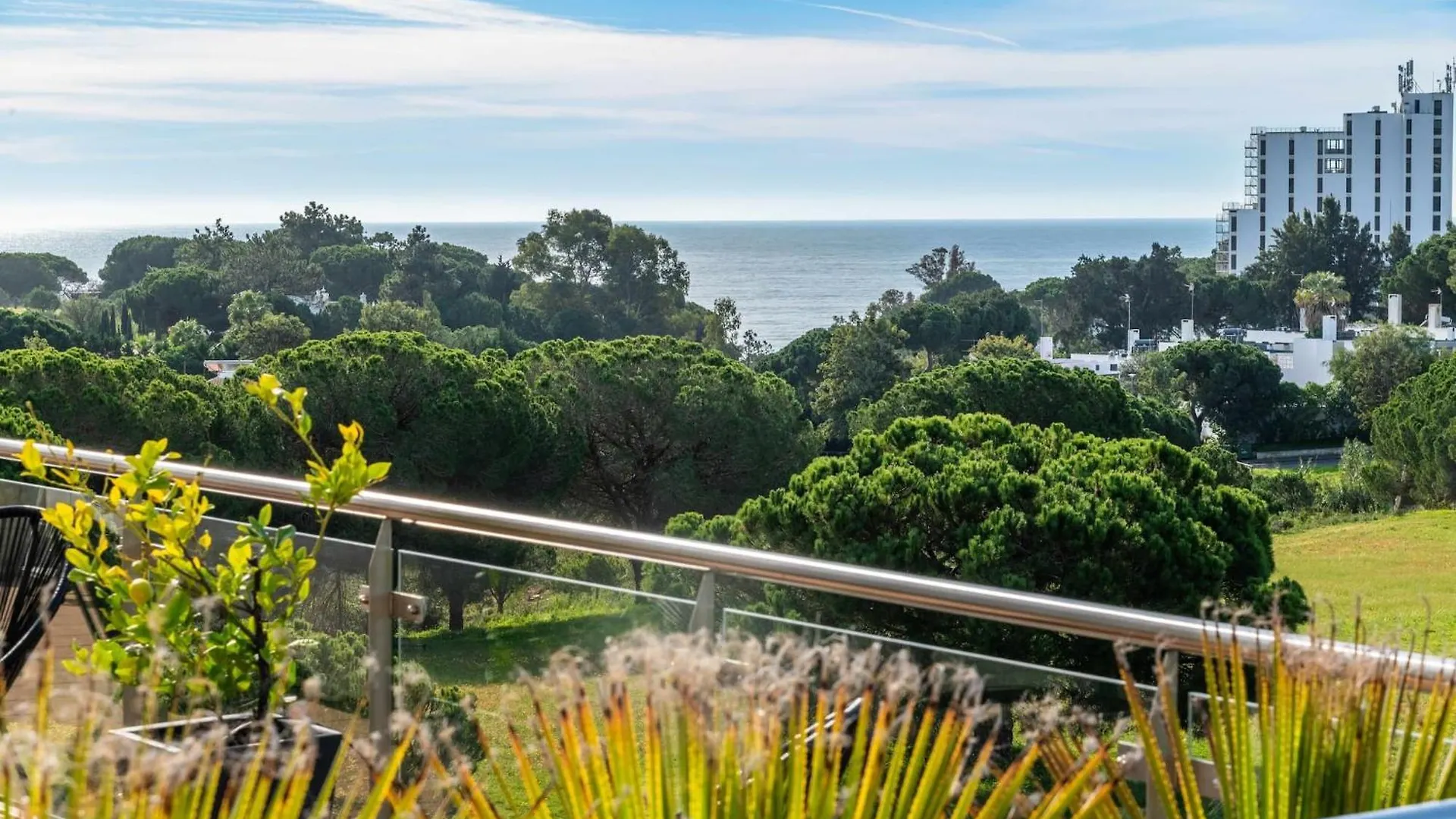 Balaia Residense Penthouse 2 Bedroom Apartment With Pool Albufeira 0*,  Portugal
