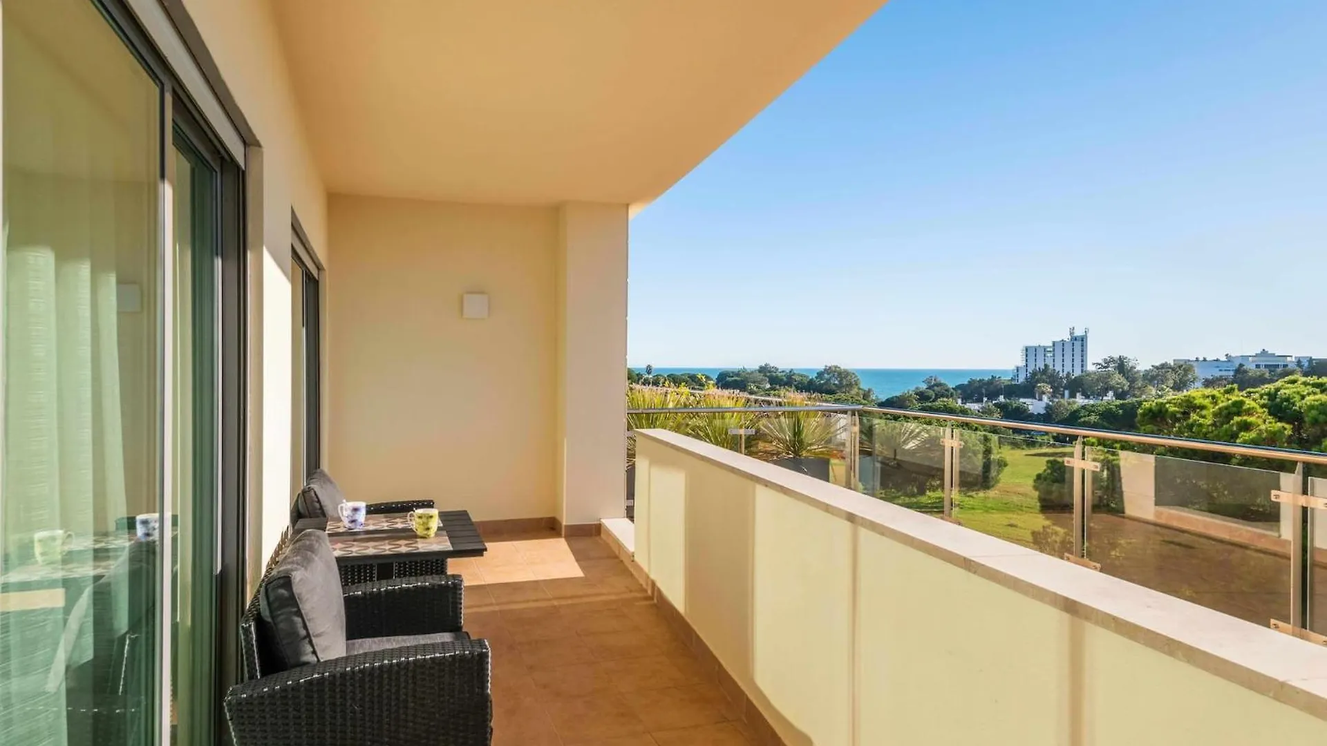Balaia Residense Penthouse 2 Bedroom Apartment With Pool Albufeira Portugal