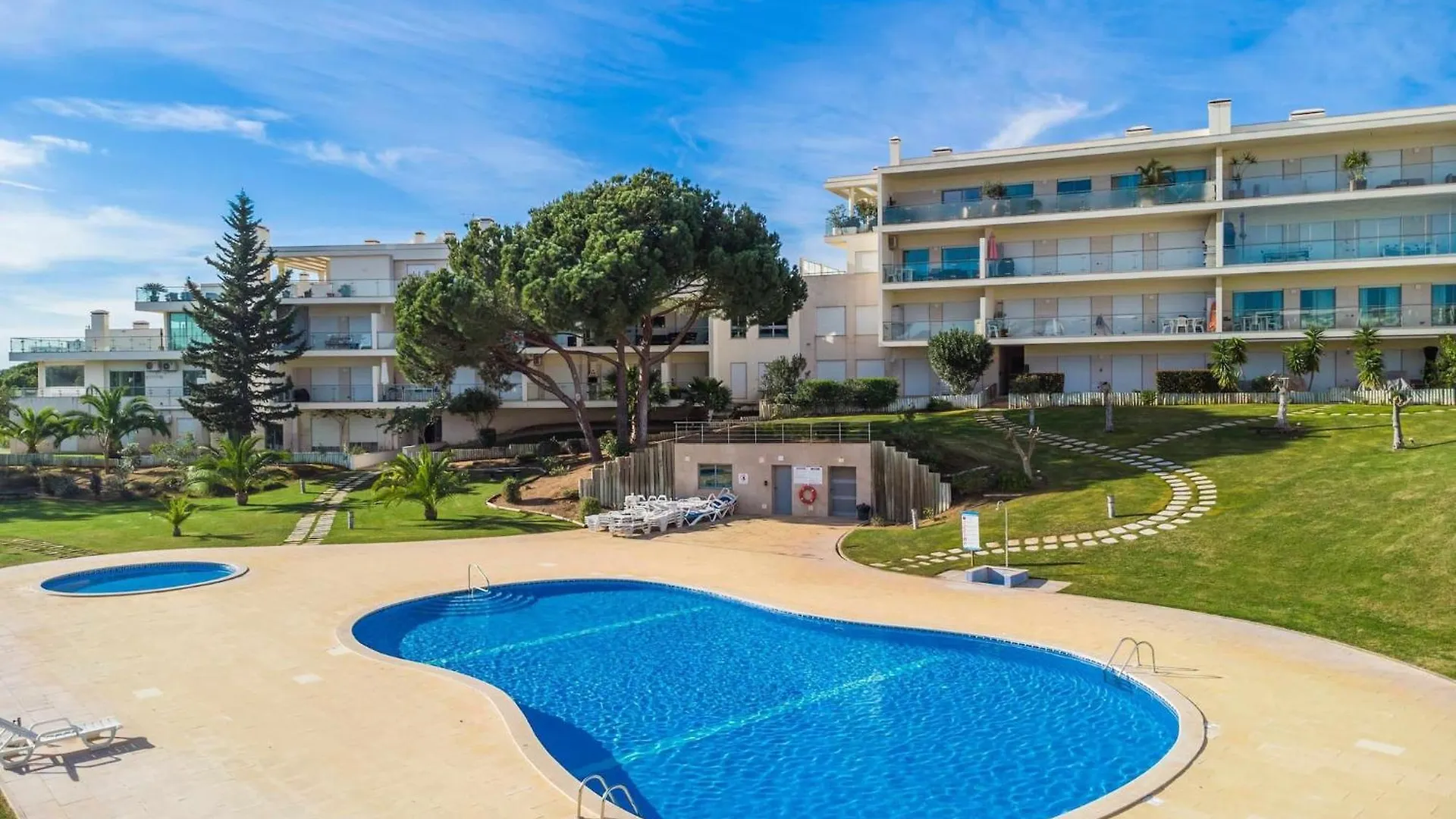 Balaia Residense Penthouse 2 Bedroom Apartment With Pool Albufeira